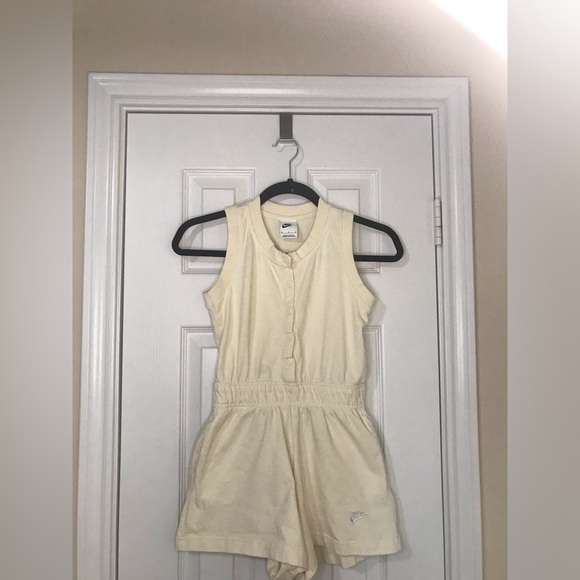Nike Girls Cream Sleeveless Romper - Picture 7 of 7